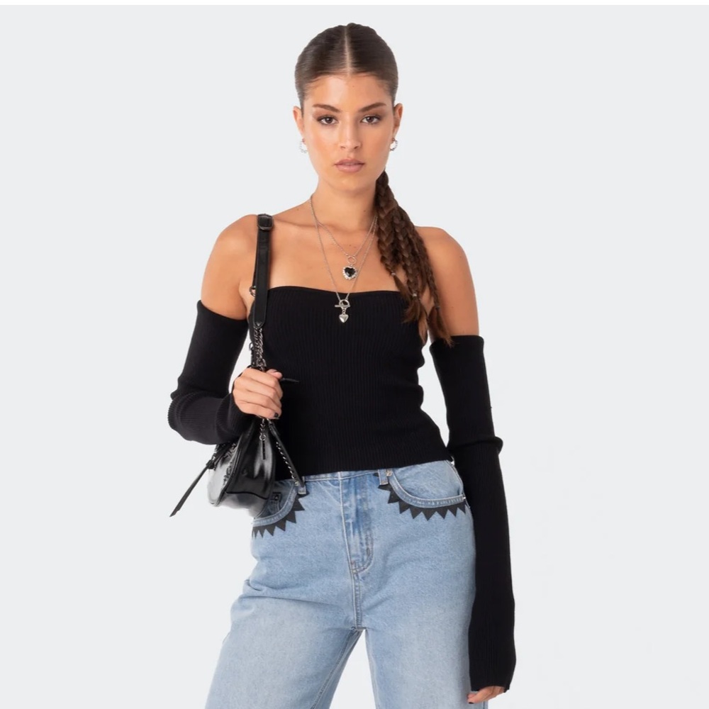 Edikted knit top 🖤🍸